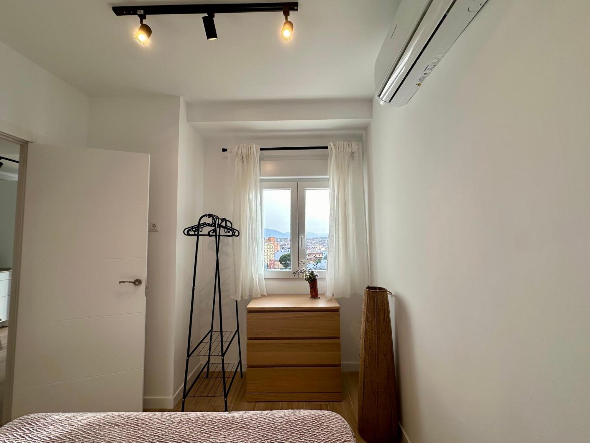 Atico Con Solarium Y Bbq Cerca Del Centro 6 Pax Lejlighed Málaga Eksteriør billede